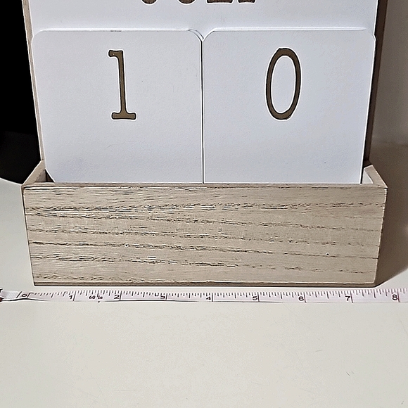 Wooden Tabletop Calendar - Picture 2 of 6
